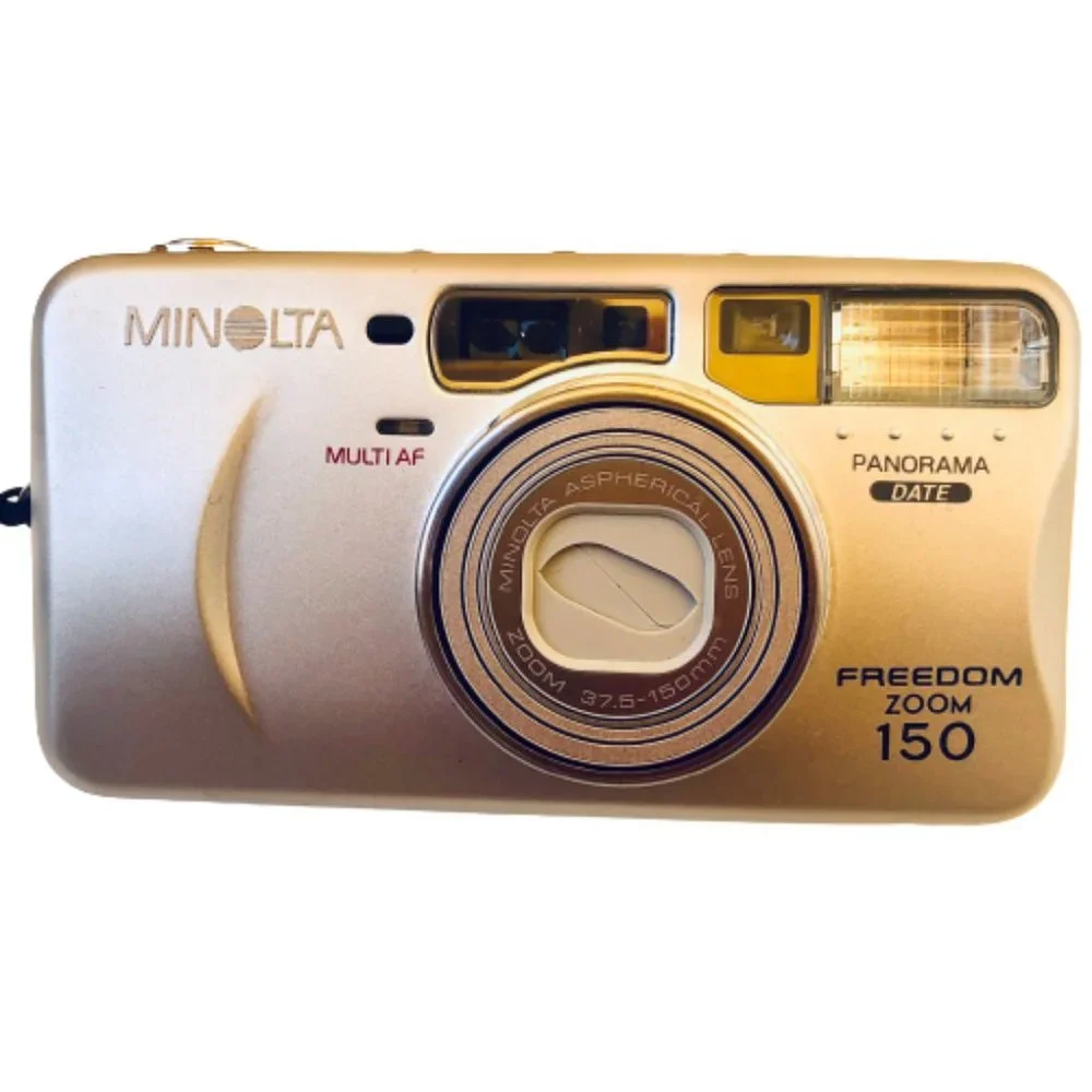 Minolta Freedom Zoom150 35mm Film Camera Panorama with Case BROKEN PARTS ONLY